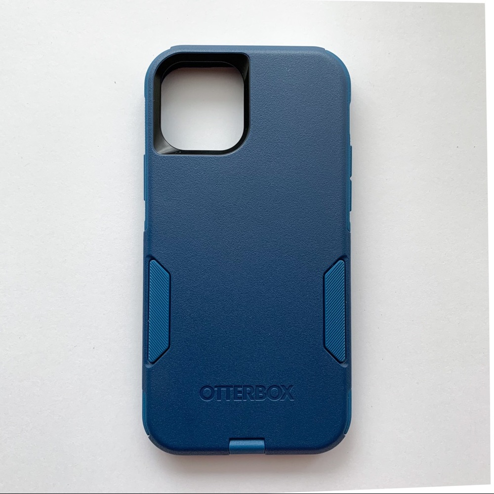 Otterbox Commuter iPhone 12 / 12 Pro Case